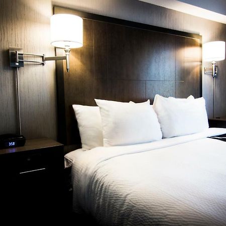 La Quinta By Wyndham Anchorage Airport Hotel Bagian luar foto