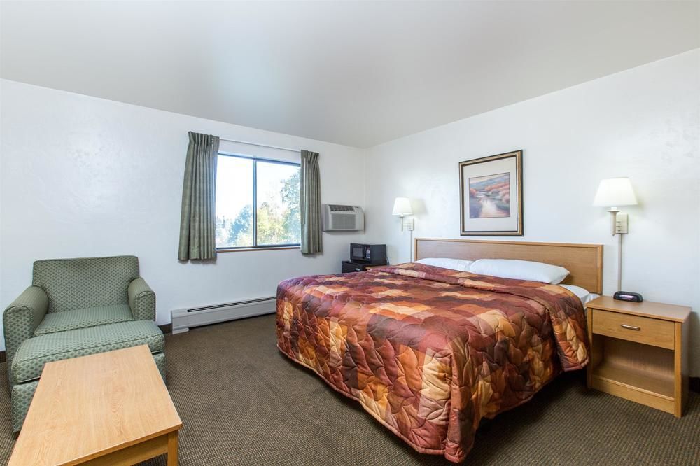 La Quinta By Wyndham Anchorage Airport Hotel Bagian luar foto