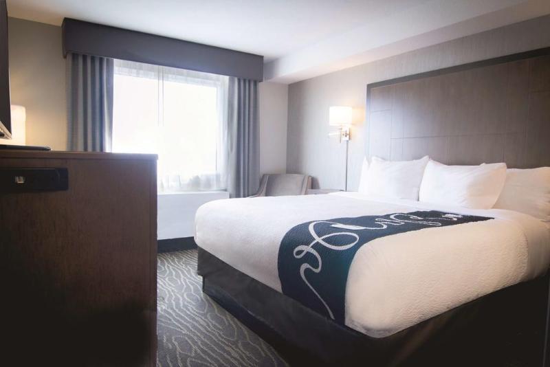 La Quinta By Wyndham Anchorage Airport Hotel Bagian luar foto